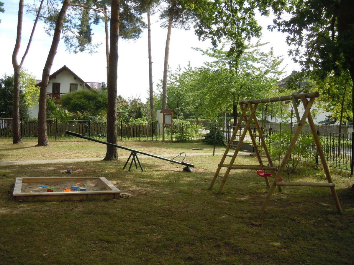 Ferienanlage "Am Sidowsee" Himmelpfort Exterior foto